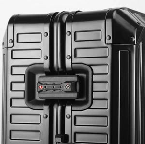 Alloy Pro Traveler Suitcase Rberyl