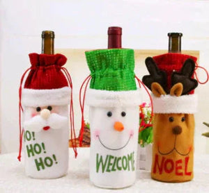 Holiday Wine Bottle Dress-Ups Rberyl