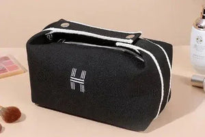 Chic Waterproof Cosmetic Travel Case Rberyl