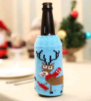 Holiday Wine Bottle Dress-Ups Rberyl