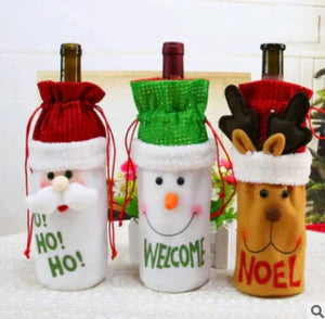 Holiday Wine Bottle Dress-Ups Rberyl