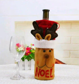 Holiday Wine Bottle Dress-Ups Rberyl