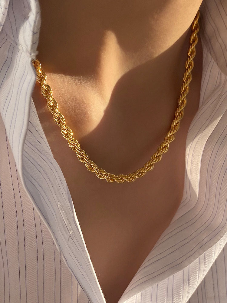 Golden Twist Chain Necklace - Necklaces