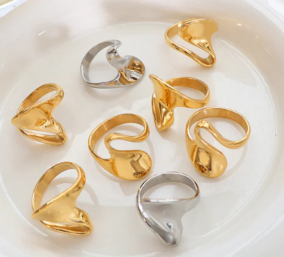 Chic Glossy Geometric Ring