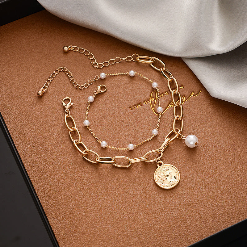 Pearl bracelet