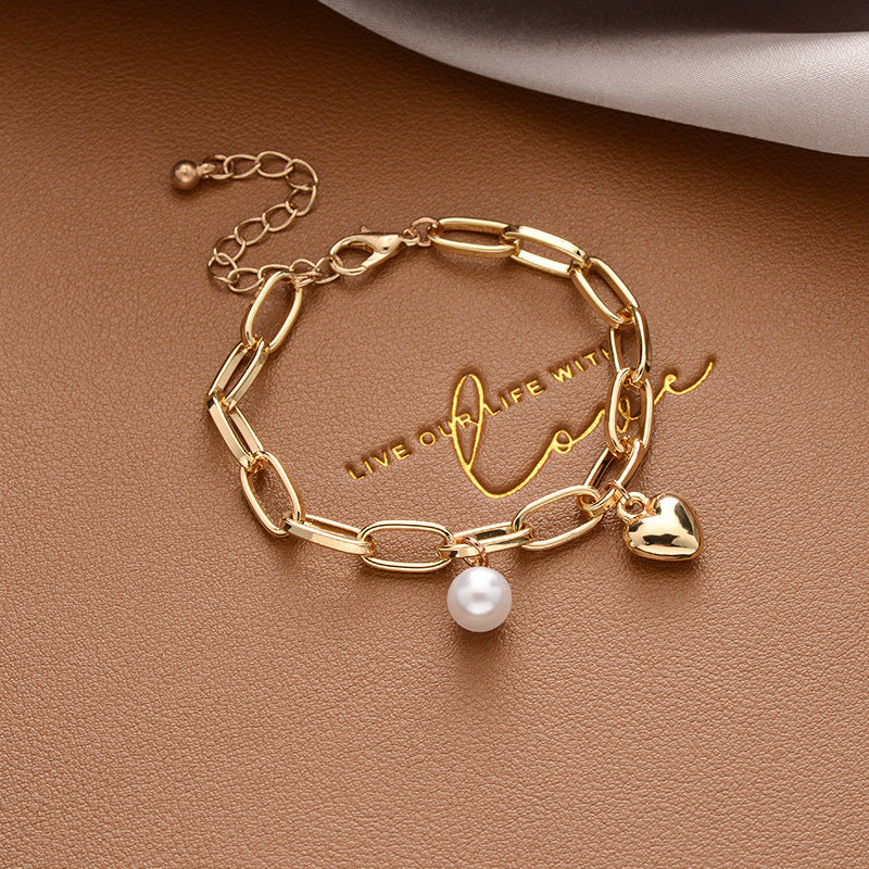 Pearl bracelet