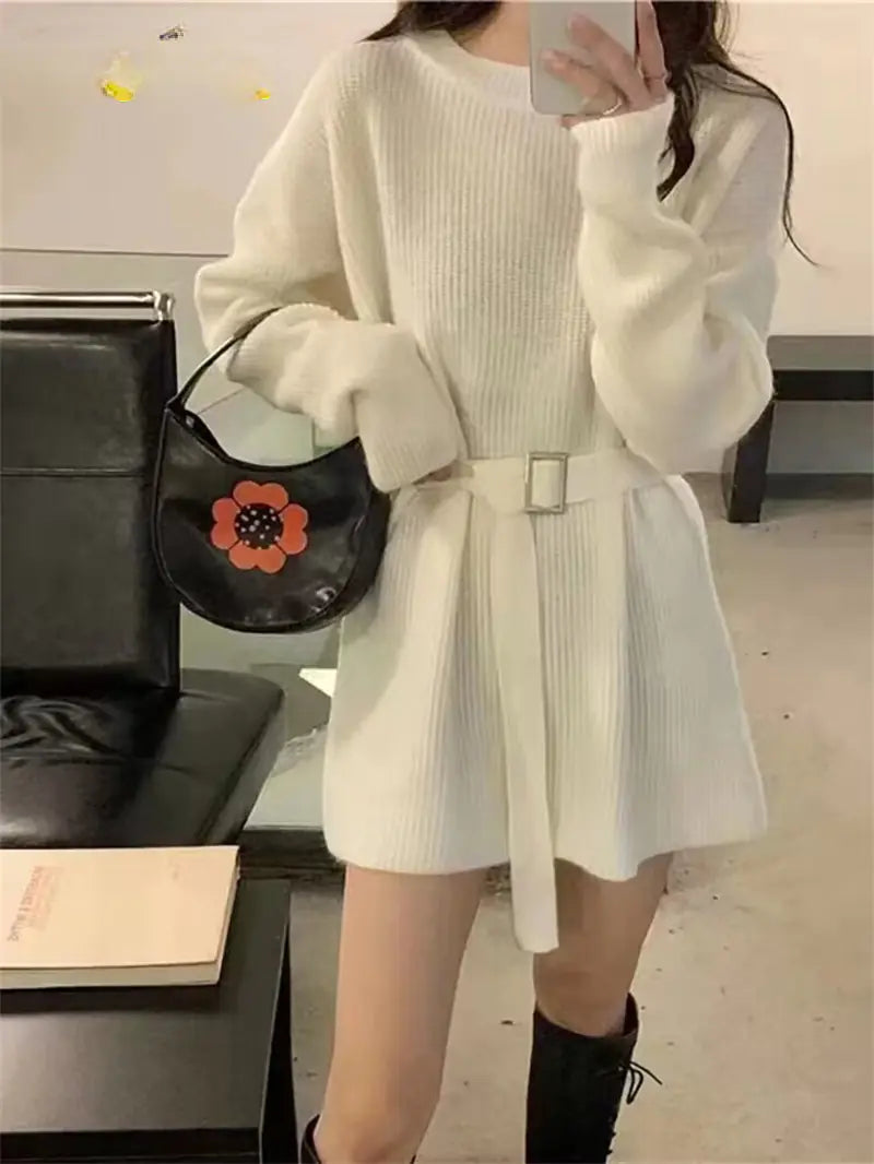 Autumn Women's Knitted Dress with Belt and Long Sleeves