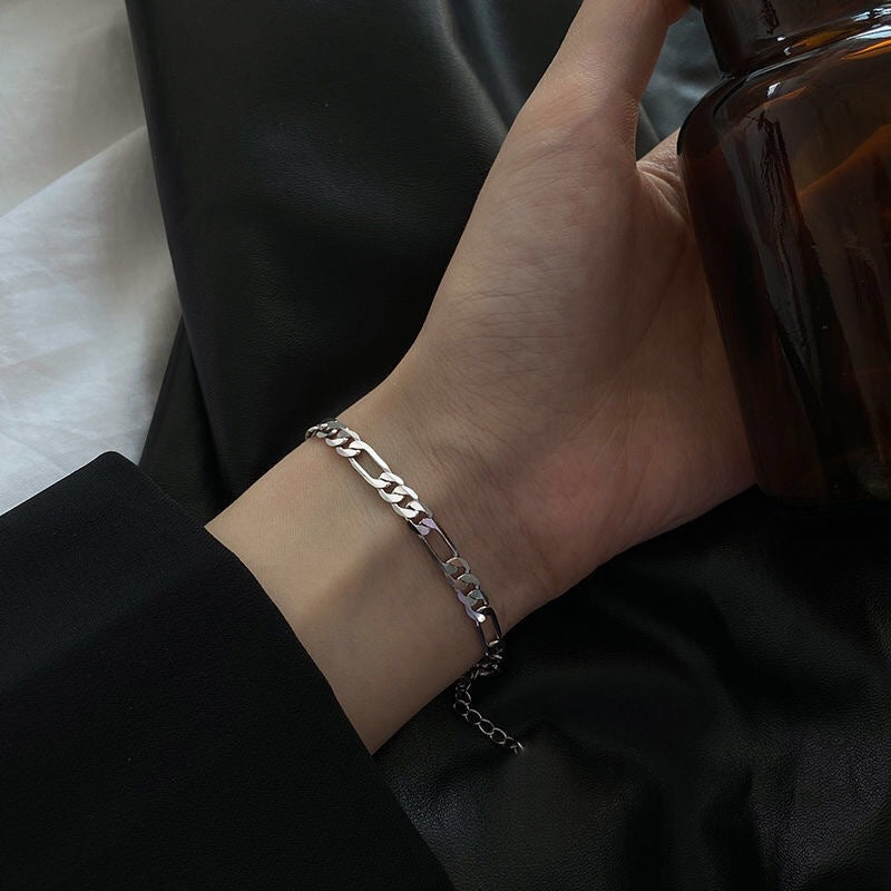 Pearl bracelet