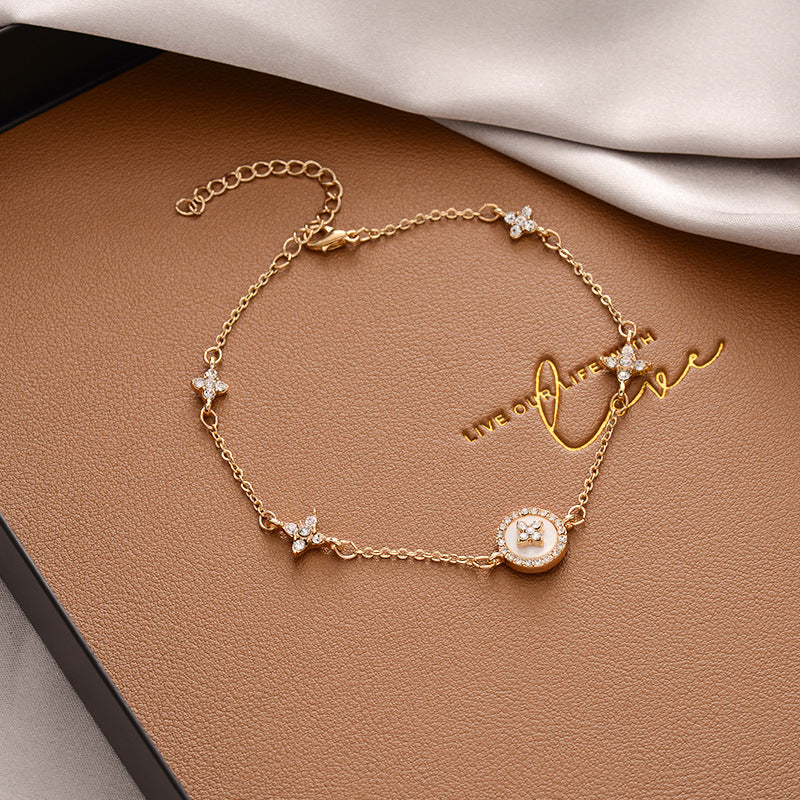 Pearl bracelet